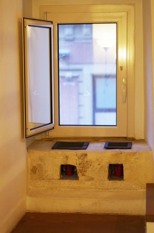 Piazzetta Santa Barbara Apartment Bari Room photo